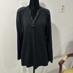 Jessica Black Button-Detail Blouse